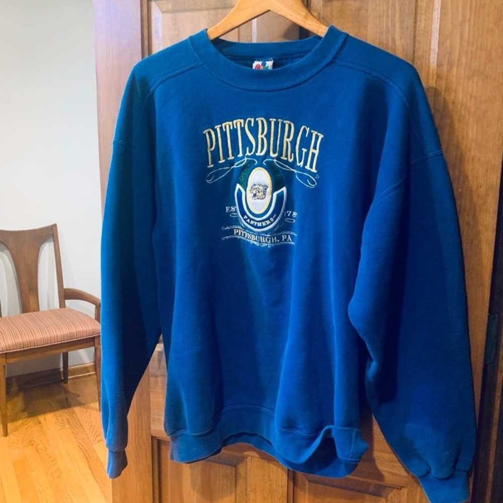 Vintage 90’s Midwest Embroidery PITT UNIVERSITY Crewneck Sweatshirt